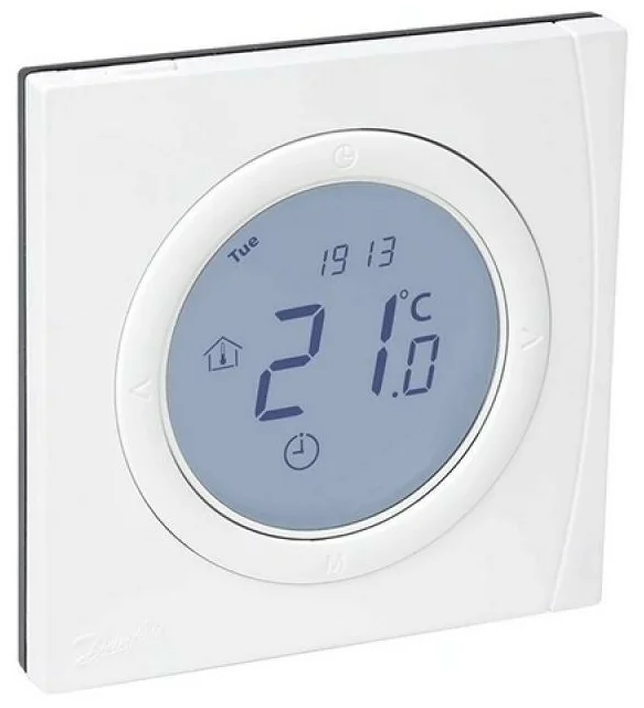 Программируемый электронный термостат Danfoss BasicPlus2  с дисплеем WT-PR для котла, встраиваемый 62.3х46.2