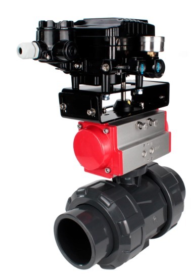 Кран шаровой DN.ru BV4242E-FP-GRM-ISO Дн65 Ру10 полнопроходной, корпус - НПВХ, шар - НПВХ, уплотнение - EPDM, с пневмоприводом PA-DA-065 и пневмопозиционером YT-1000RSN без обратной связи