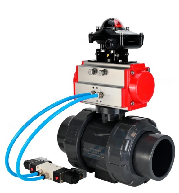 Кран шаровой DN.ru BV4242E-FP-GRM-ISO Дн65 Ру10 полнопроходной, корпус - НПВХ, шар - НПВХ, уплотнение - EPDM, с пневмоприводом PA-DA-065, пневмораспределителем 4V320-08 220В и БКВ APL-210N
