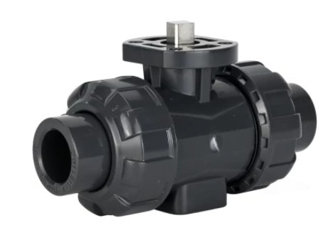 Кран шаровой DN.ru BV4242E-FP-GRM-ISO Дн65 Ру10 полнопроходной, клеевой с разборным муфтовым соединением, корпус - UPVC (НПВХ), шар - UPVC (НПВХ), уплотнение - EPDM, с ISO-фланцем и голым штоком квадратным, F07, квадрат 14, 11Нм
