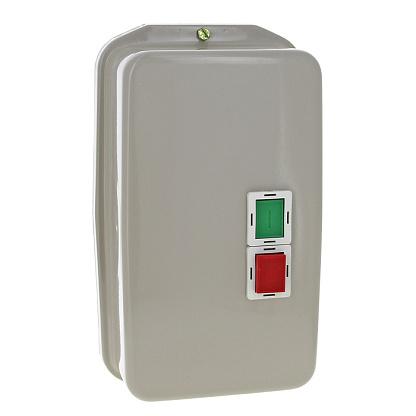 Контактор в корпусе EKF КМЭ 65А 380В с РТЭ IP65 (ctrp-r-65-380v)    купить с доставкой по РФ