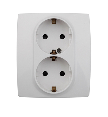 Розетка ЭРА 12 2x2P E Schuko со шторками 16A 250V 12-2104-01 Б0014699 купить с доставкой по РФ