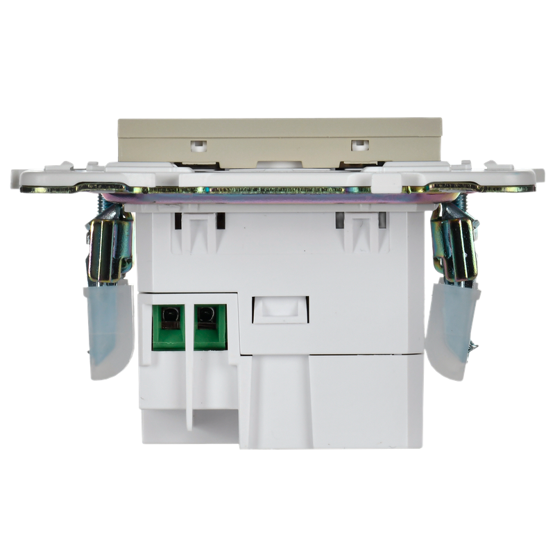 Розетка USB A+C 18Вт SK-R13B бежевый SKANDY SK-U22-018-K10 IEK оформить заказ с доставкой с ближайшего склада