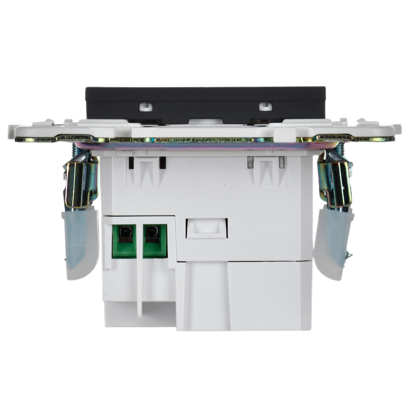 Розетка USB A+C 18Вт SK-R13T титан SKANDY SK-U22-018-K48 IEK купить по цене 4757 руб.