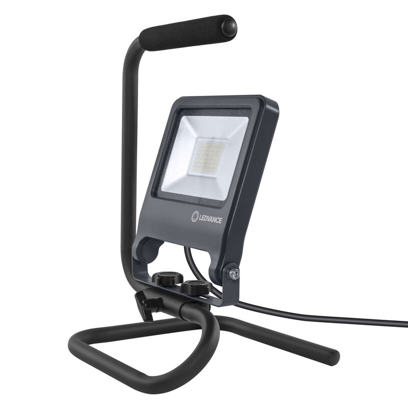 Прожектор светодиодный WORKLIGHT 30Вт 2700лм 4000К нейтр. бел. переносной с ручкой сер. LEDVANCE 4058075213852 купить с доставкой по РФ