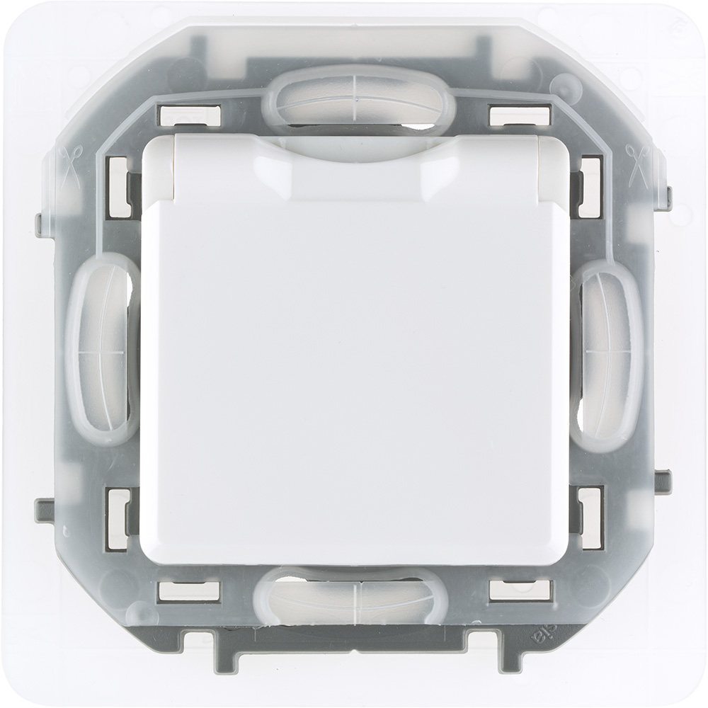 Розетка Legrand INSPIRIA 2К+З IP 44 с откидной крышкой и шторками немецкий стандарт 16 А 250 В~ белый
