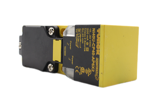 Датчик индуктивный Turck NI40U-CP40-AP6X2